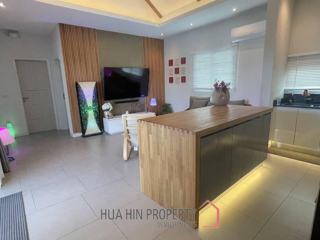 Smart Hamlet: Very young pool villa with 3 bedrooms and 2 bathrooms