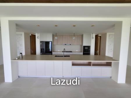 Koh Samui Best View: Brand-New 5+ Beds Luxury Villa For Sale