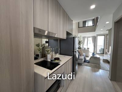 2 Beds Ultra Luxury Duplex Condo in Chatuchak