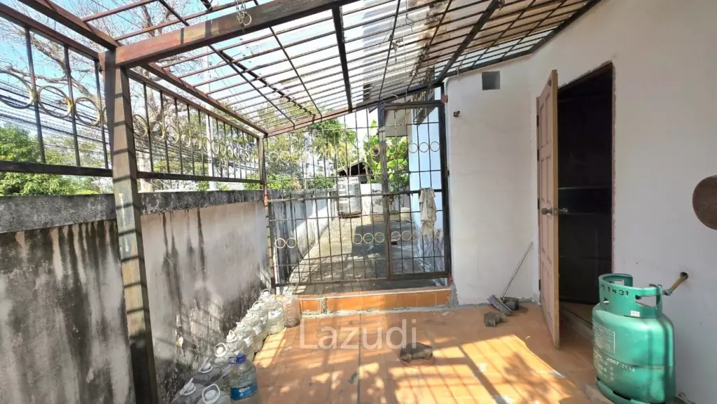 3 Beds 2 Baths 150 SQ.M. Nern Plub Wan Village 3