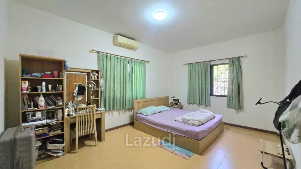 3 Beds 2 Baths 150 SQ.M. Nern Plub Wan Village 3