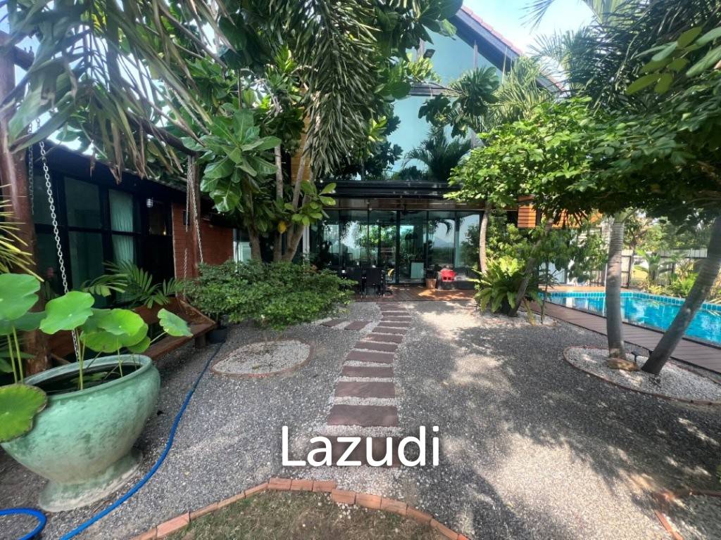 520 ตร.ม 5 เตียง 5 อาบน้ำ วิลล่า For ขาย