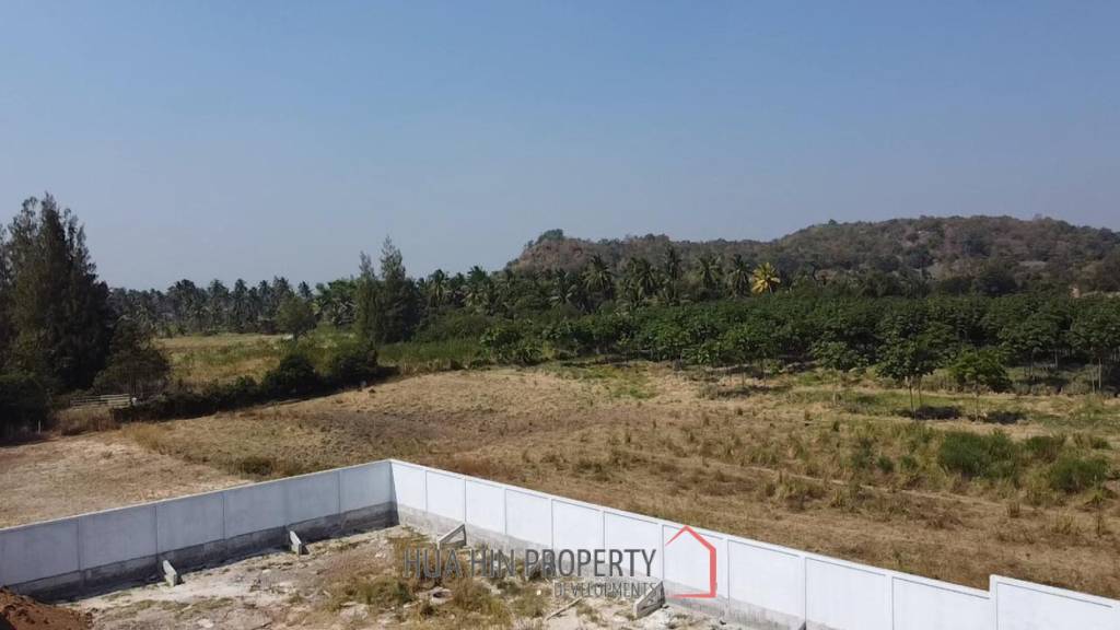 Exclusive Luxury Villa on Large Land Plot with Amazing Mountain Views