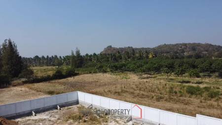 Exclusive Luxury Villa on Large Land Plot with Amazing Mountain Views