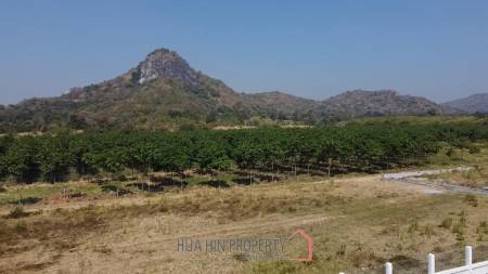 Exclusive Luxury Villa on Large Land Plot with Amazing Mountain Views