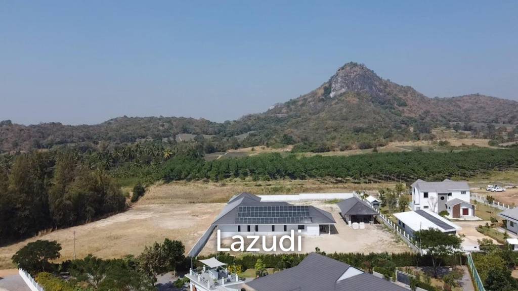 Exclusive Luxury Villa on Large Land Plot with Amazing Mountain Views