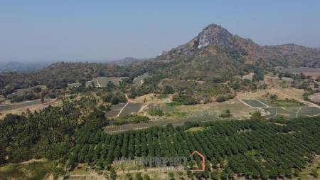 Exclusive Luxury Villa on Large Land Plot with Amazing Mountain Views