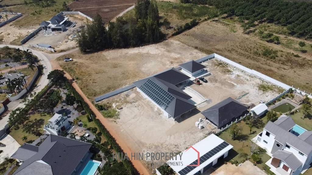 Exclusive Luxury Villa on Large Land Plot with Amazing Mountain Views