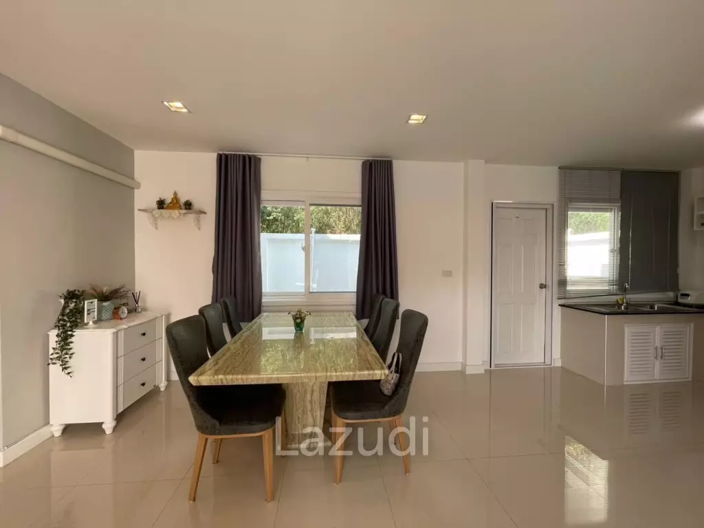 For Rent: Aomsin Residence 3 Bedroom Villa with Pool in Soi Hua Hin102