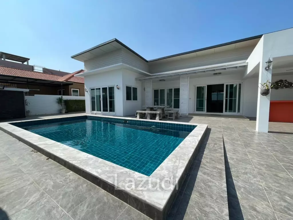 For Rent: Aomsin Residence 3 Bedroom Villa with Pool in Soi Hua Hin102
