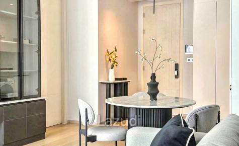 1 Bed 1 Bath 54 SQ.M The Strand Thonglor