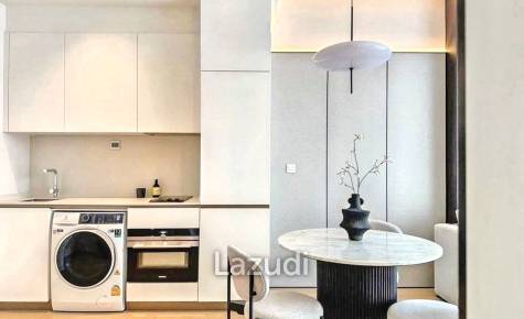 1 Bed 1 Bath 54 SQ.M The Strand Thonglor