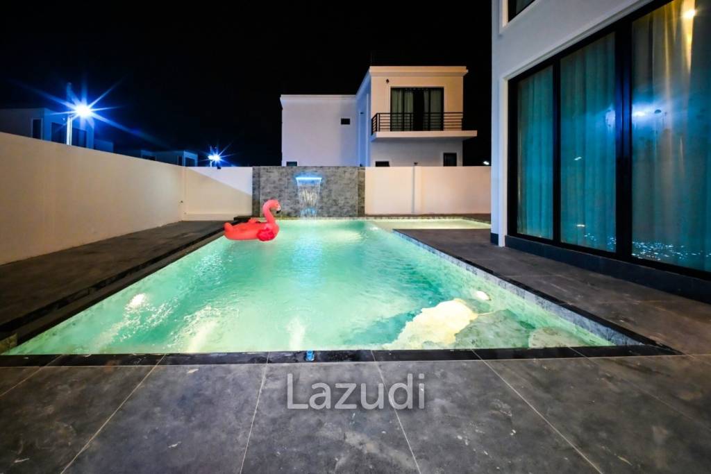 6 Bed 5 Bath 310 SQ.M Aqua Pool Villa