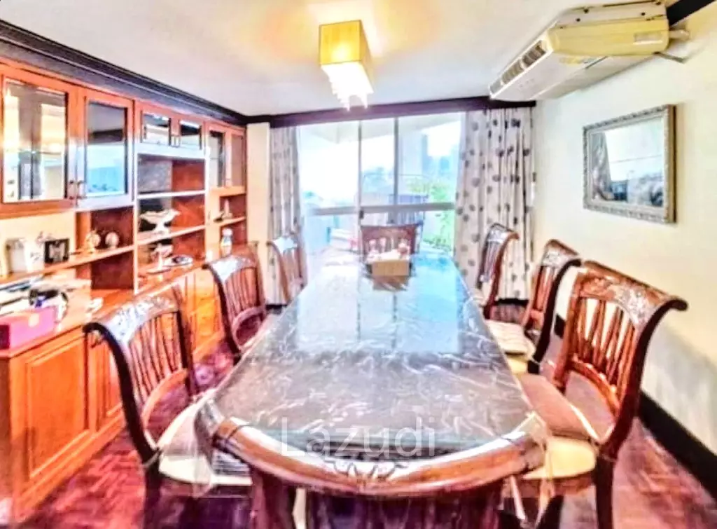 4 Bed 3 Bath 252 SQ.M Tai Ping Towers