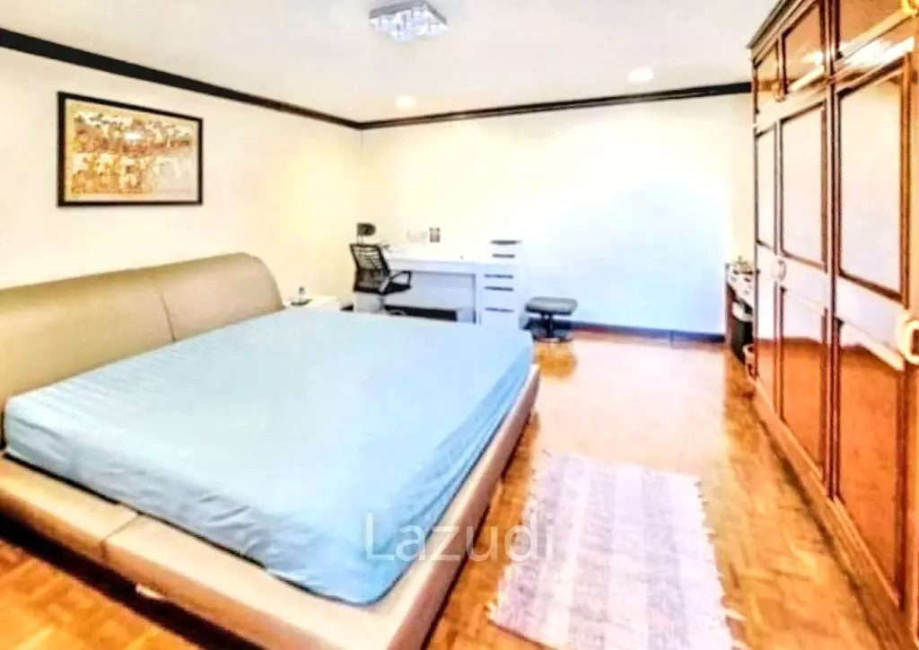4 Bed 3 Bath 252 SQ.M Tai Ping Towers