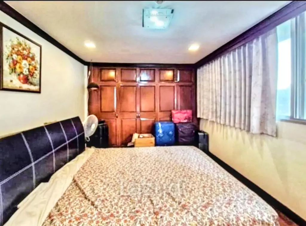 4 Bed 3 Bath 252 SQ.M Tai Ping Towers