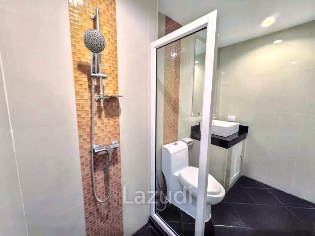 Studio 1 Bath 42 SQ.M. New Nordic VIP Suites 3