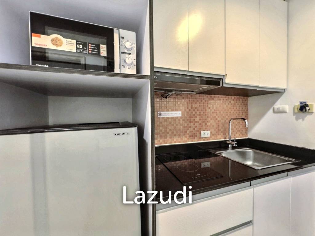 Studio 1 Bath 42 SQ.M. New Nordic VIP Suites 3