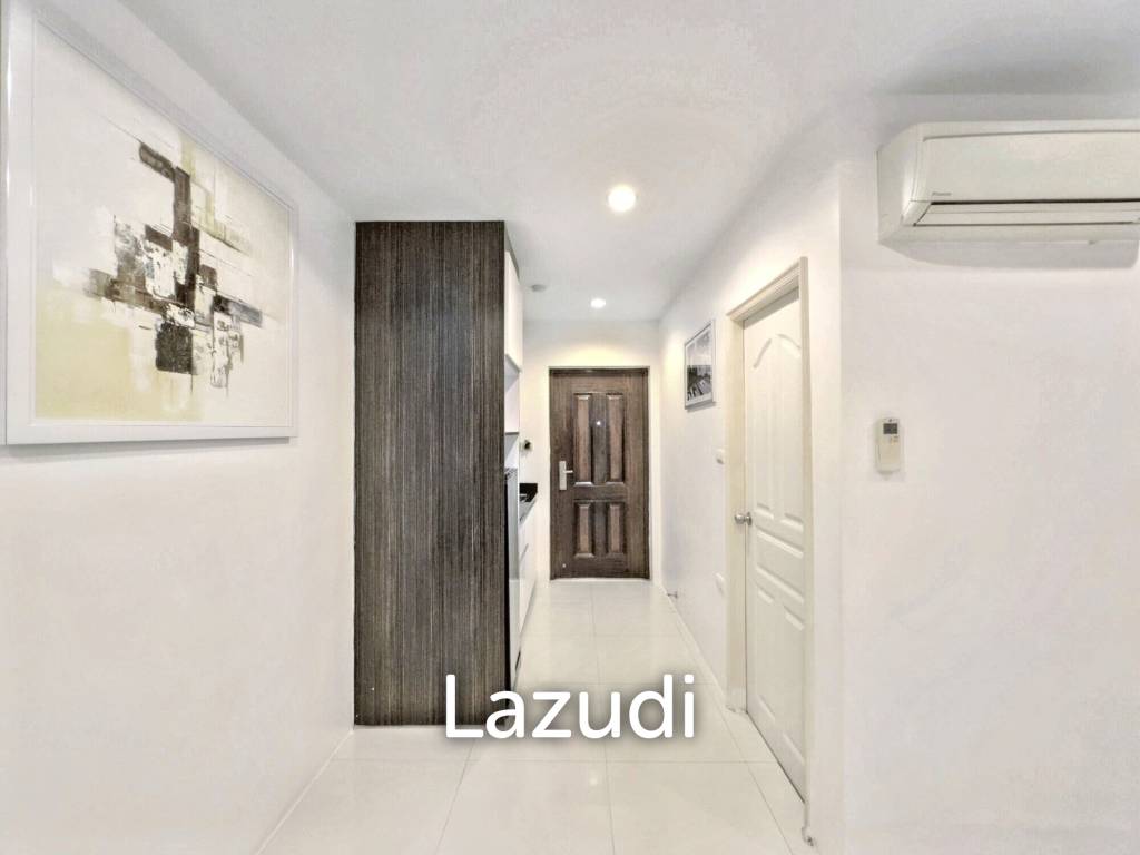 Studio 1 Bath 42 SQ.M. New Nordic VIP Suites 3