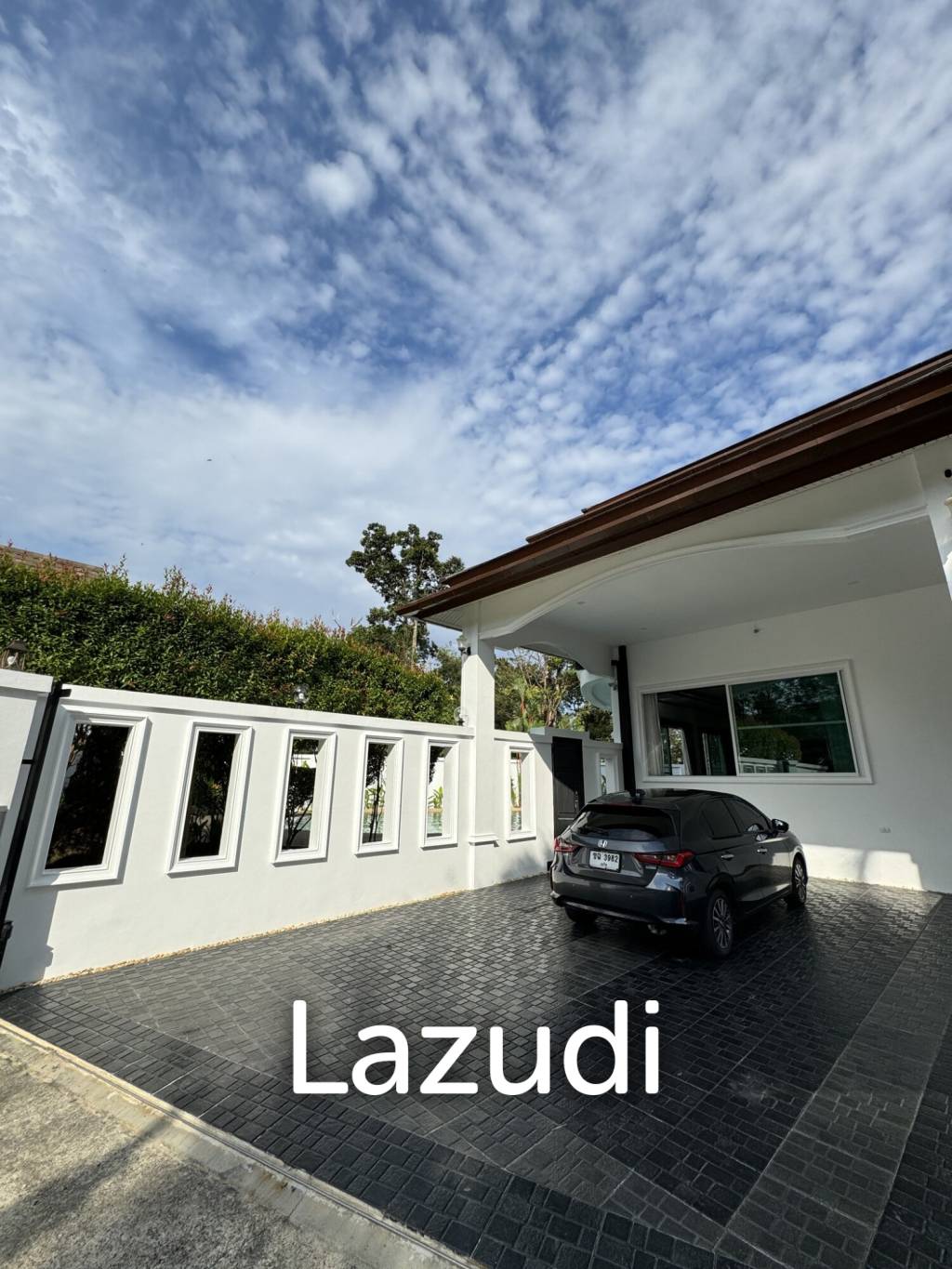 Luxury 5 Bedroom Villa For Rent In Kamala