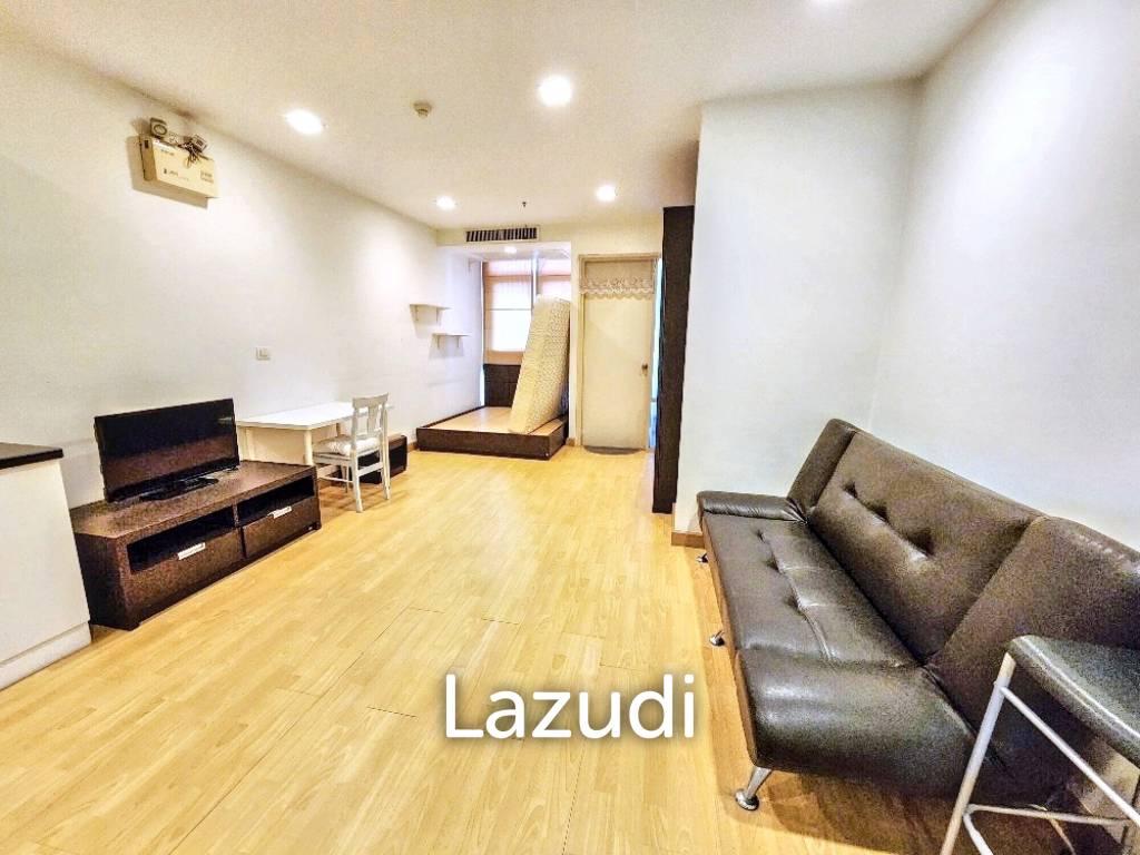 1 Bedroom 1 Bathroom 40 SQ.M Nusasiri Grand