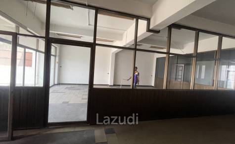 Multi-Purpose 3-Story Building for Rent Near BTS Bearing