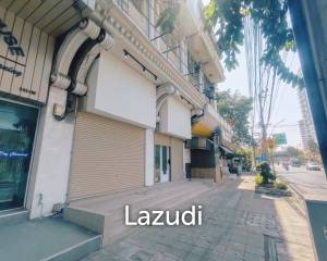 อาคารพาณิชย์ 4 ชั้นให้เช่า – สาทร/ช่องนนทรี