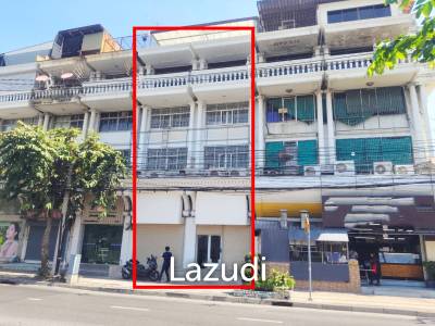 4-Story Building for Rent – Sathorn/Chong Nonsi