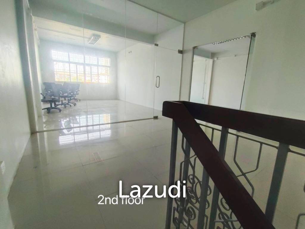 4-Story Building for Rent – Sathorn/Chong Nonsi
