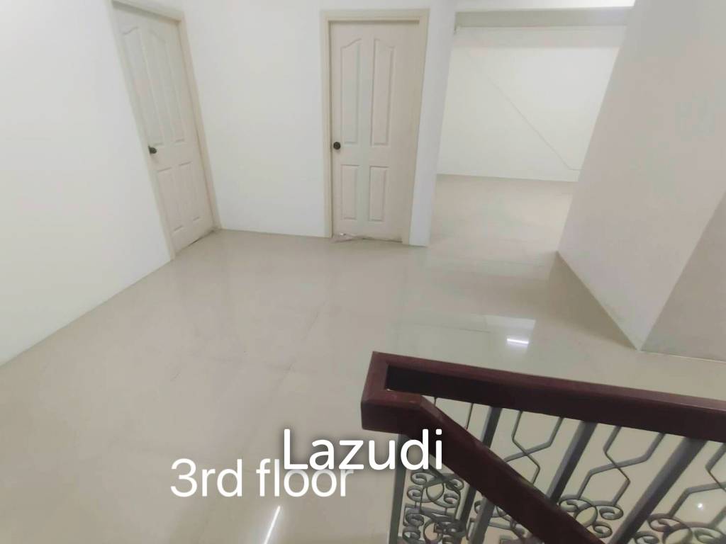 4-Story Building for Rent – Sathorn/Chong Nonsi
