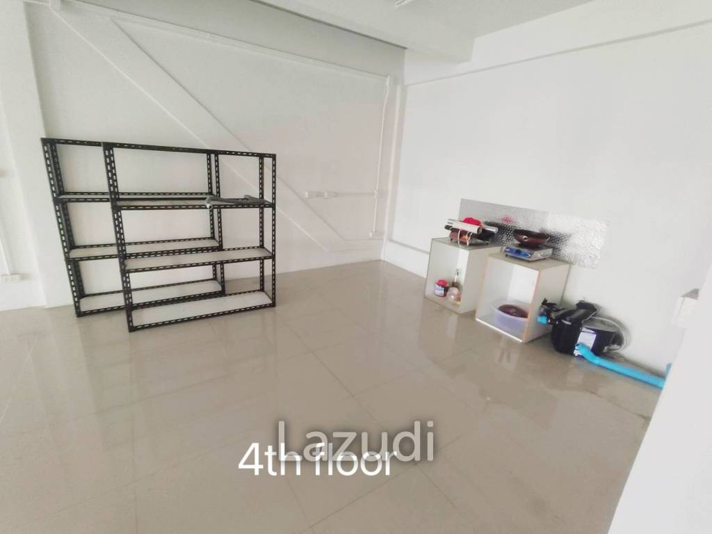 4-Story Building for Rent – Sathorn/Chong Nonsi