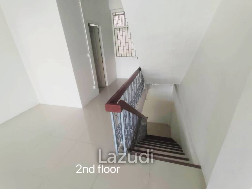 4-Story Building for Rent – Sathorn/Chong Nonsi
