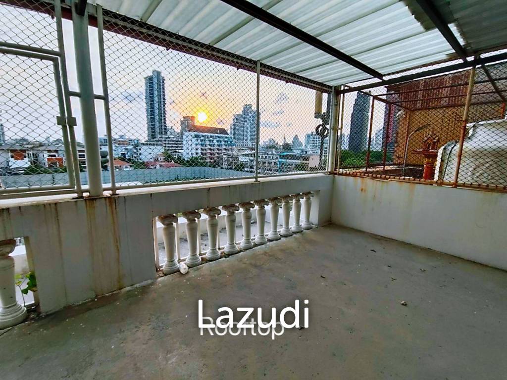 4-Story Building for Rent – Sathorn/Chong Nonsi
