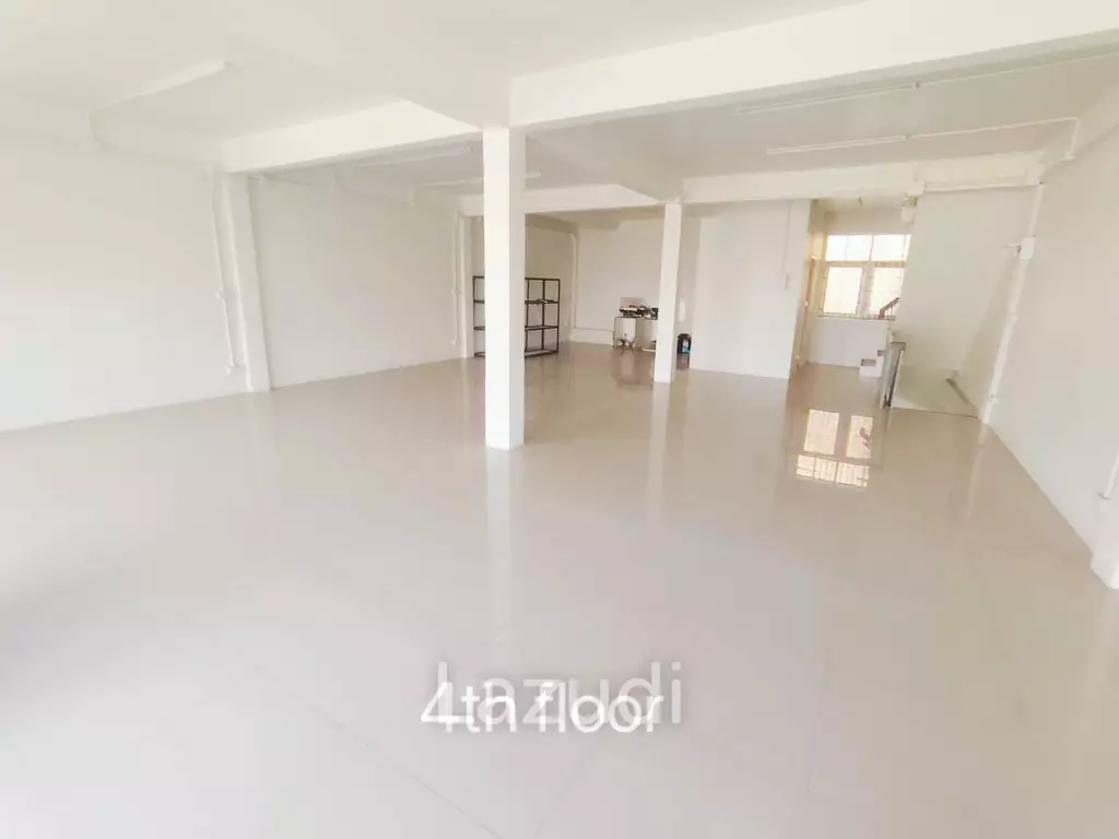 4-Story Building for Rent – Sathorn/Chong Nonsi