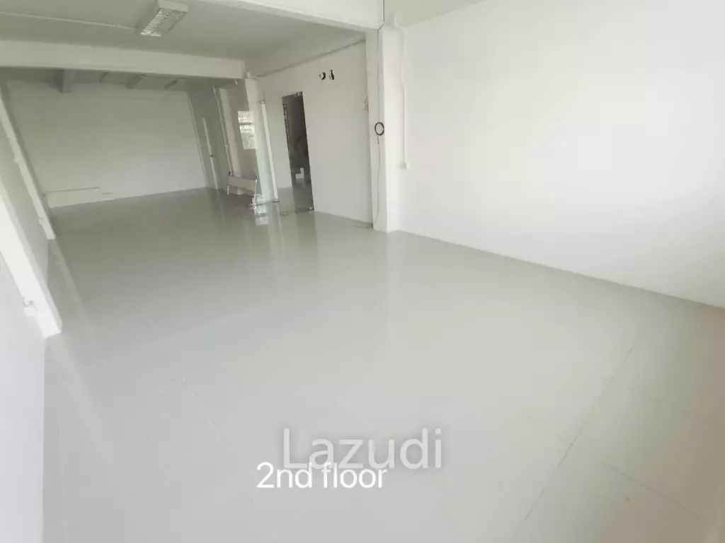 4-Story Building for Rent – Sathorn/Chong Nonsi