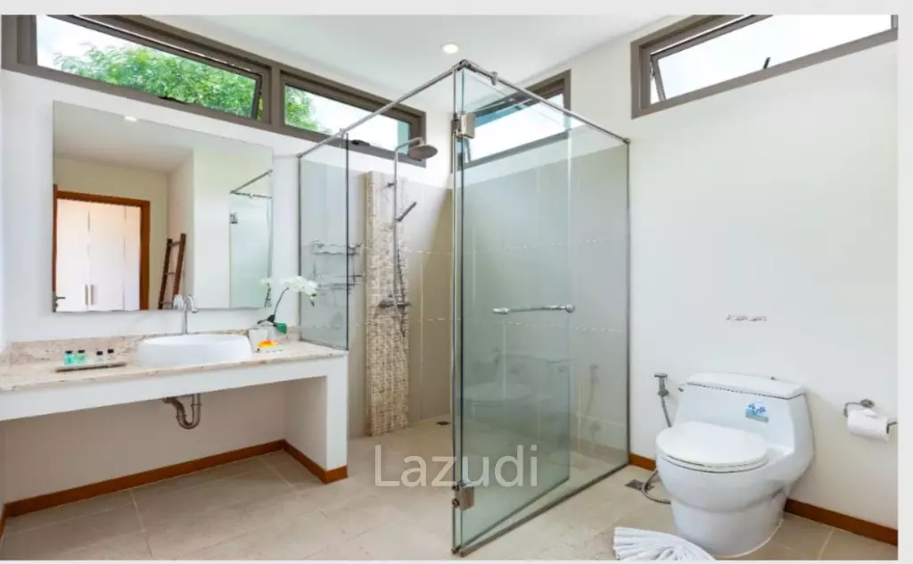 Luxurious 4-Bedroom Villa in Rawai Phuket