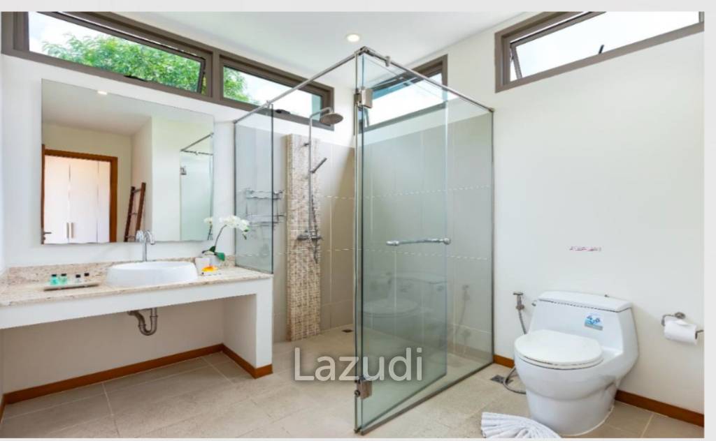 Luxurious 4-Bedroom Villa in Rawai Phuket
