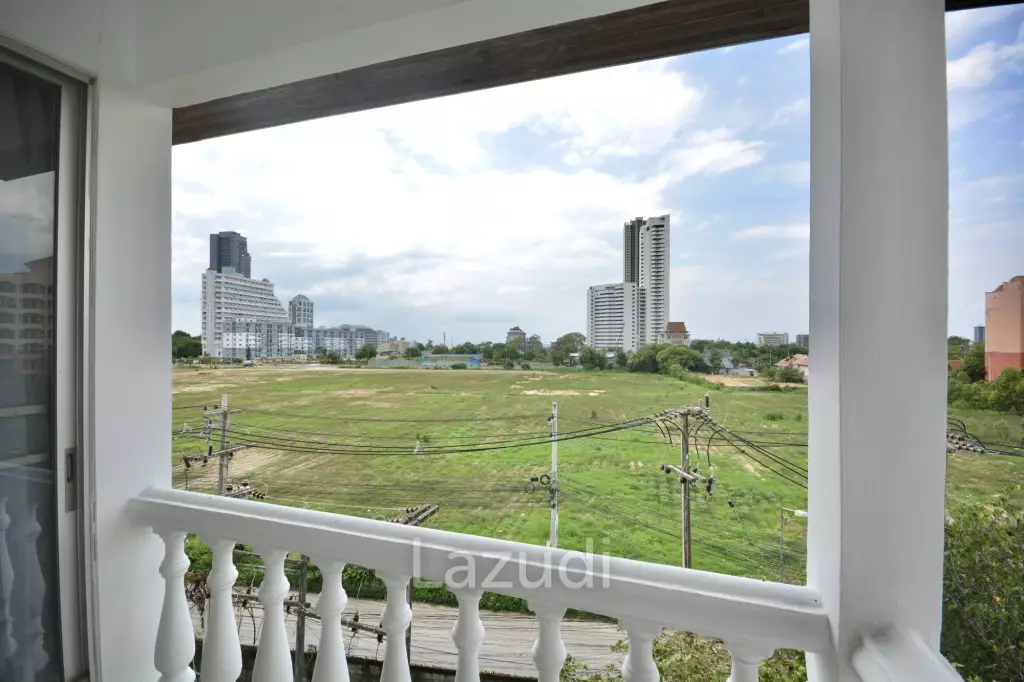 1 Bed  1 Bath 108 SQ.M. Baan Suan Lalana Condominium