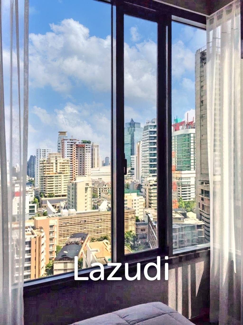 1 Bedroom 1 Bathroom 41 SQ.M Edge Sukhumvit 23