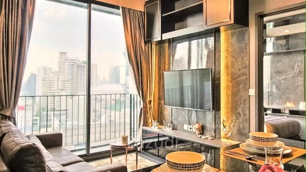 1 Bedroom 1 Bathroom 41 SQ.M Edge Sukhumvit 23