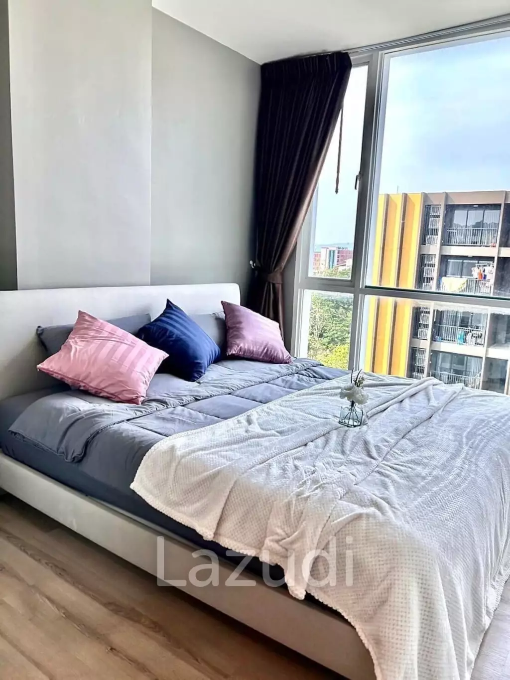 1 Bedroom 34.18 SQ.M The Base Downtown Phuket