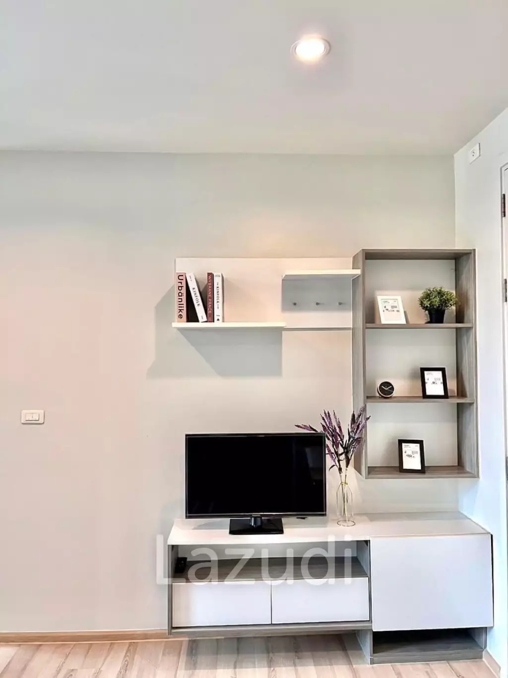 1 Bedroom 34.18 SQ.M The Base Downtown Phuket