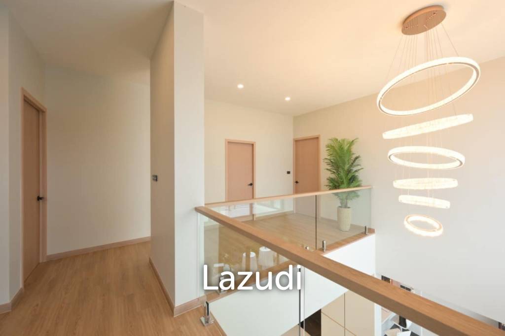 4 Bedroom House With Private Elevator