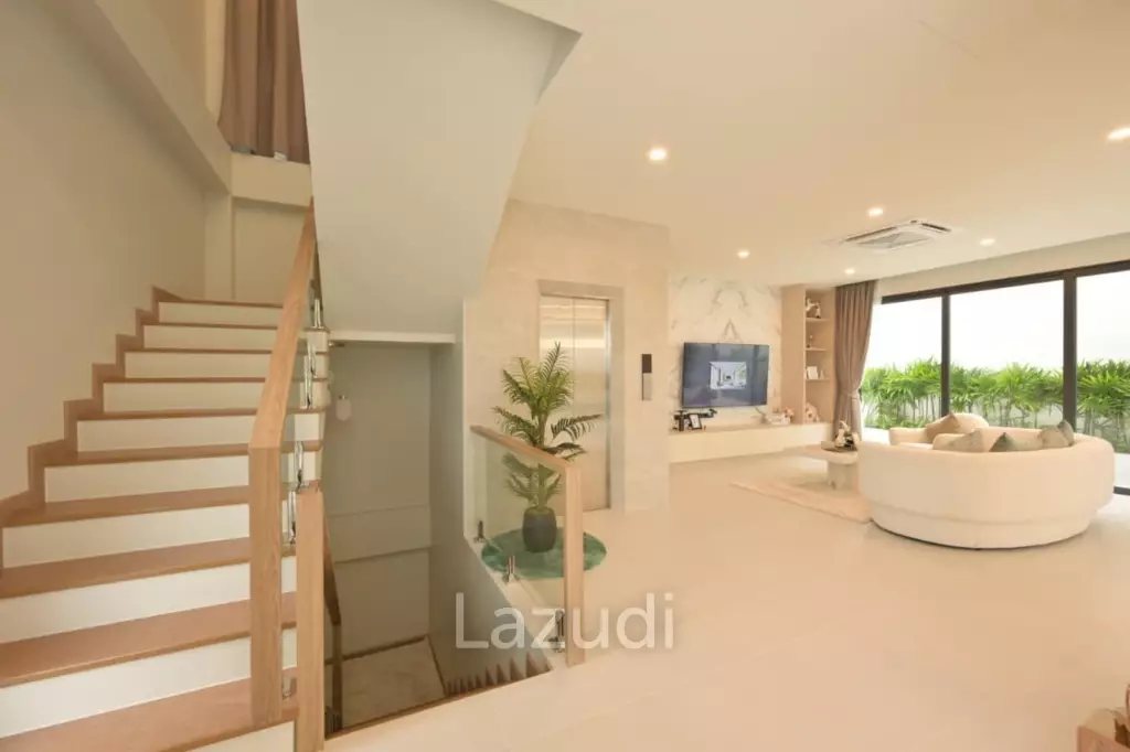 4 Bedroom House With Private Elevator
