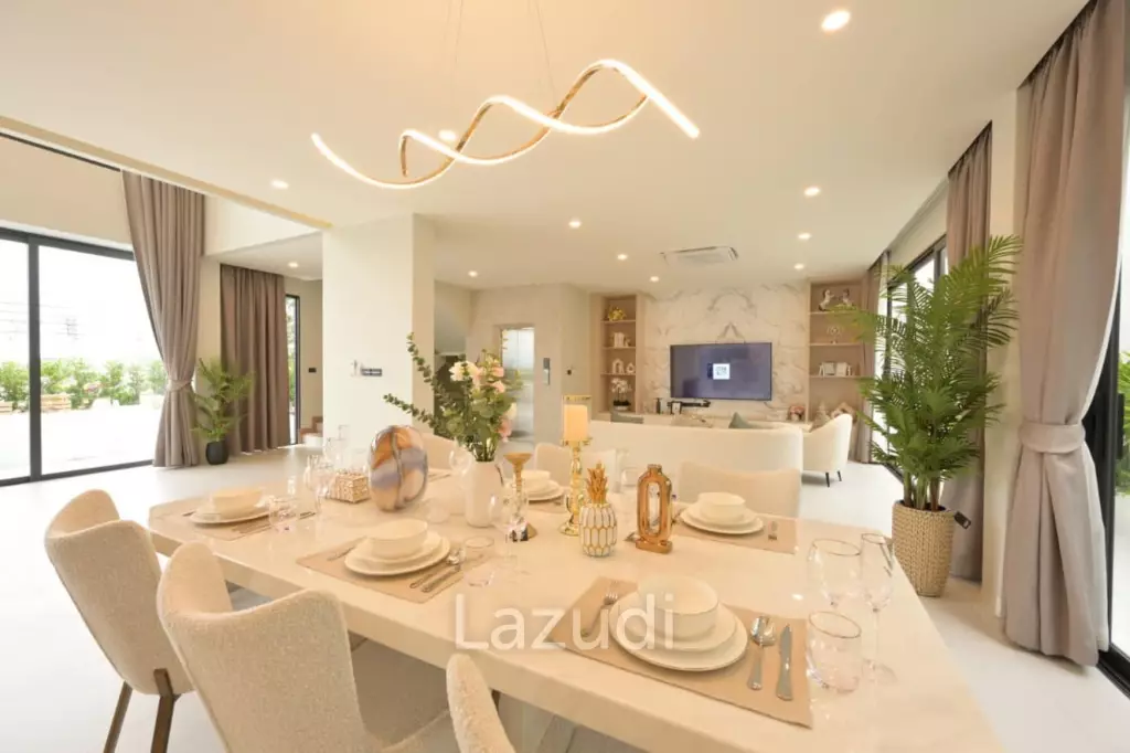 4 Bedroom House With Private Elevator