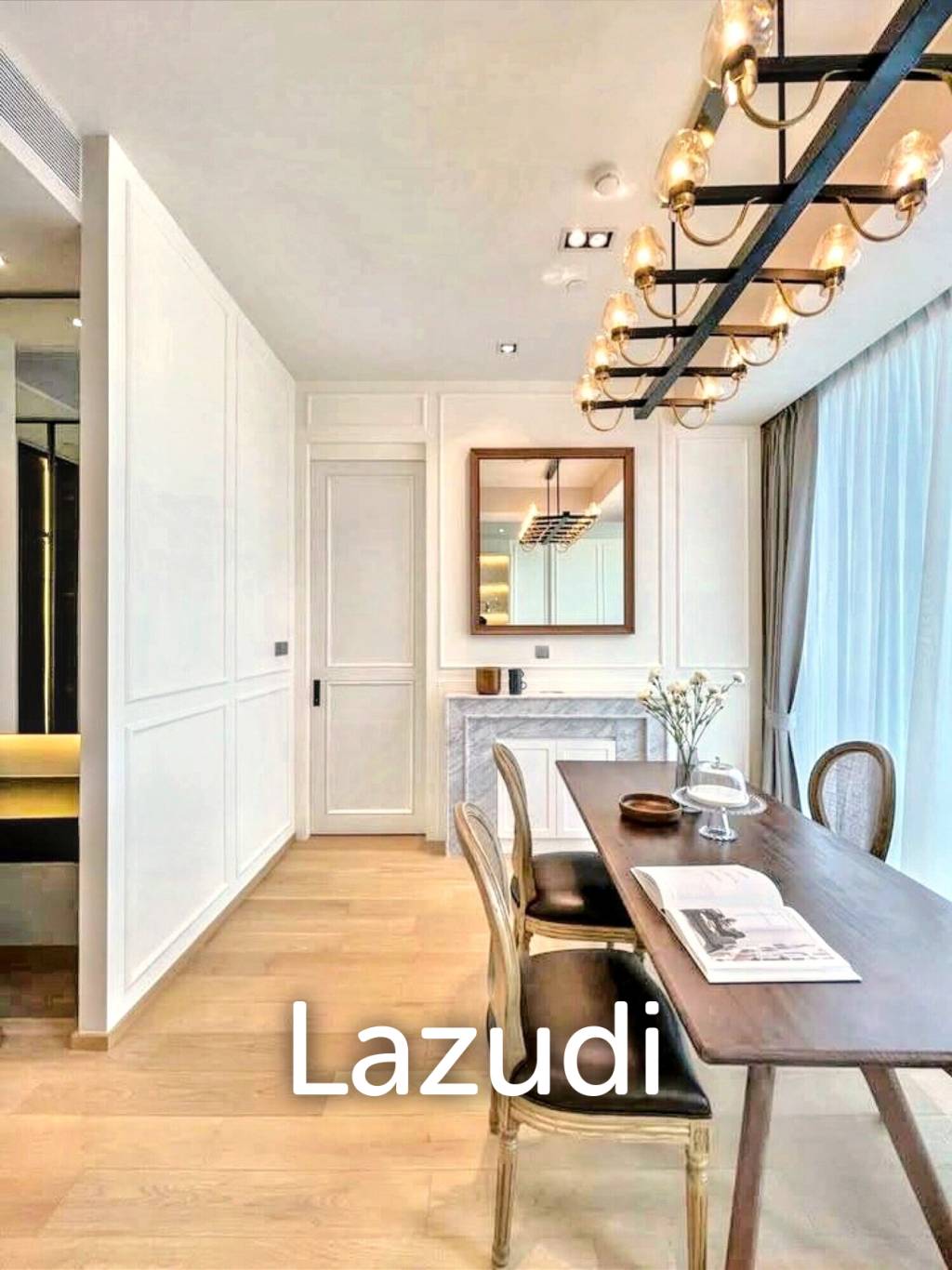 2 Bedroom 2 Bathroom 86 SQ.M  28 Chidlom
