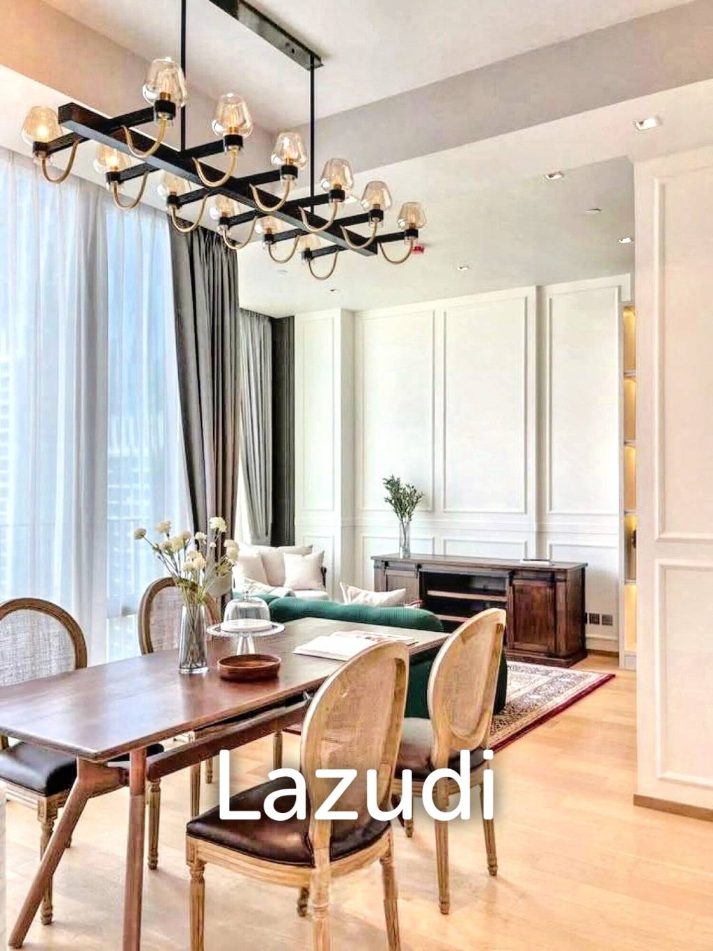 2 Bedroom 2 Bathroom 86 SQ.M  28 Chidlom