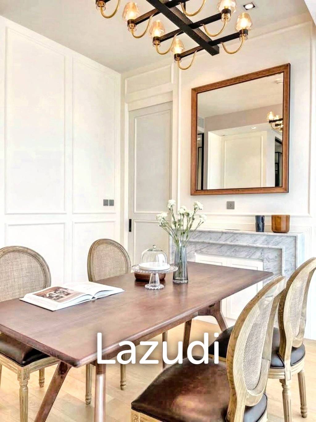 2 Bedroom 2 Bathroom 86 SQ.M  28 Chidlom