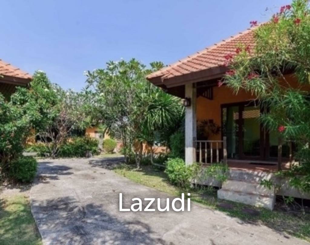 2,000 Sqm 4 Bed 4 Bath Villa For Sale