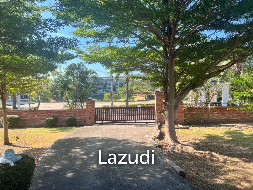 PALM HILLS HOMES : 4 Bed Pool Villa With Guest Villas On Golf Course with Lifetime Golf Membership